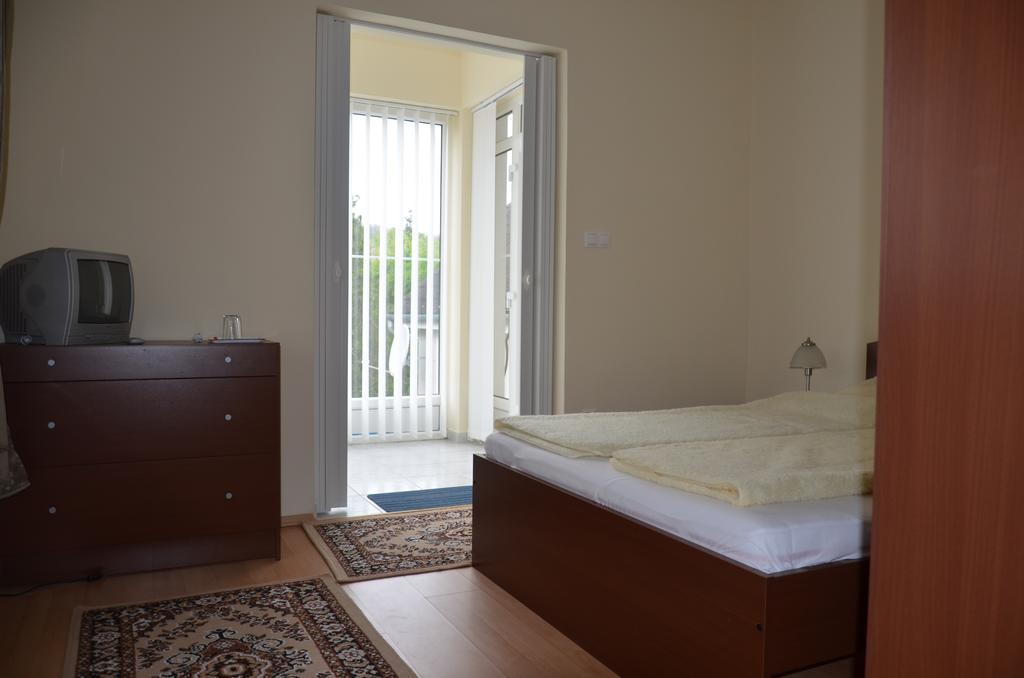 Villa Ladver Hévíz Zimmer foto